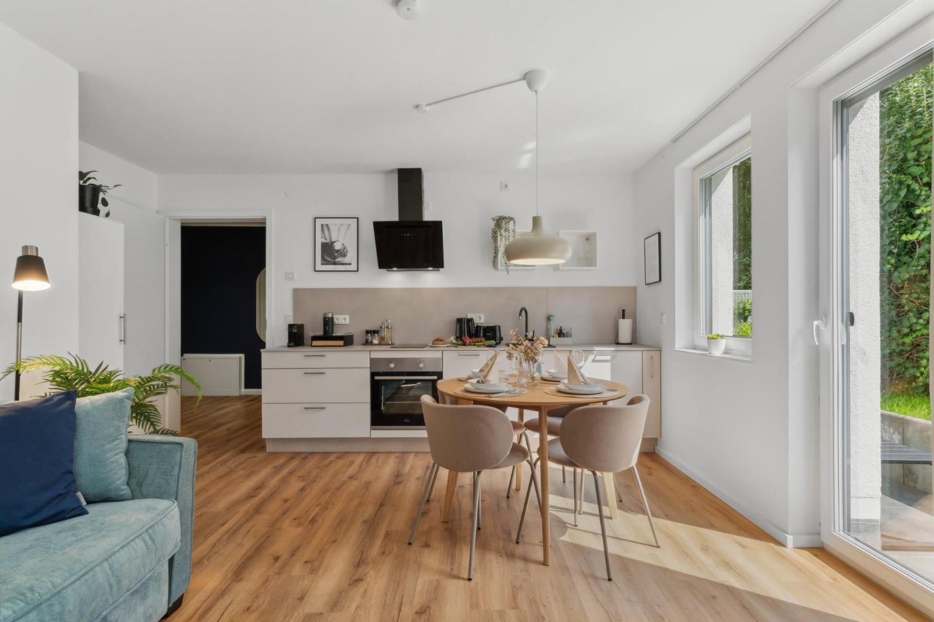 Zwei Apartments Fuer Bis Zu 8 Personen Zentral, Modern, Mit Terrasse & Balkon Bielefeld Exteriér fotografie