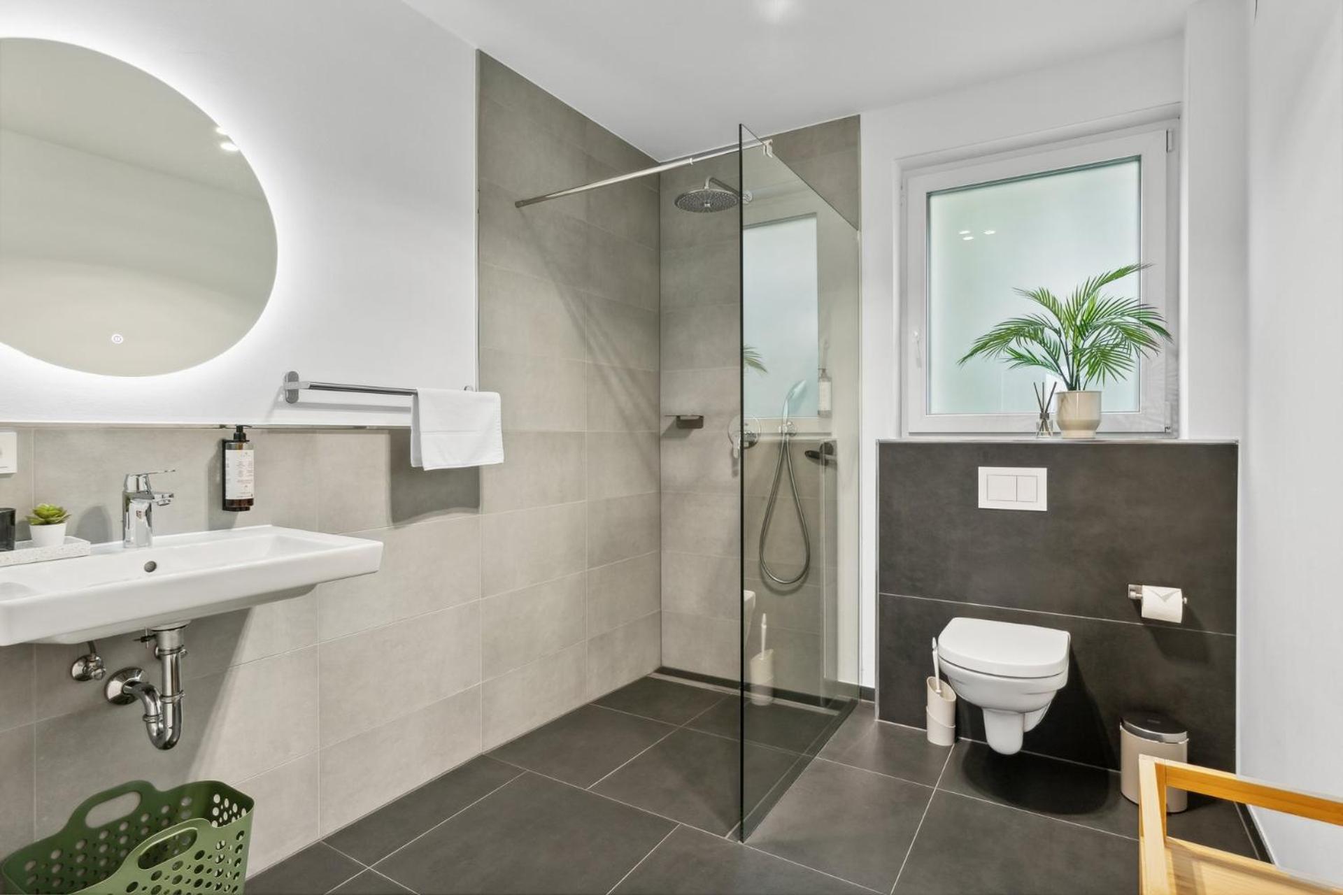 Zwei Apartments Fuer Bis Zu 8 Personen Zentral, Modern, Mit Terrasse & Balkon Bielefeld Exteriér fotografie