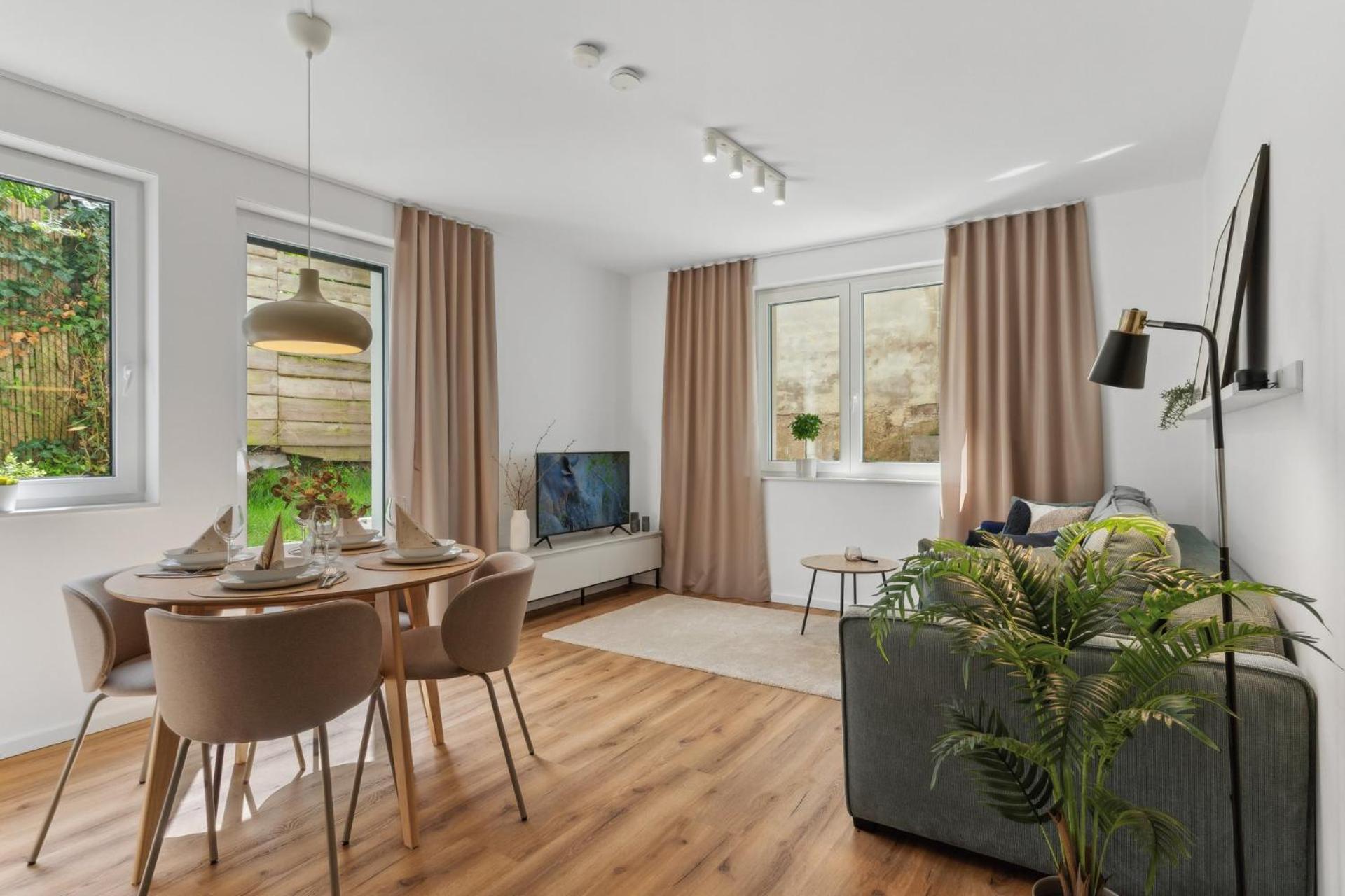 Zwei Apartments Fuer Bis Zu 8 Personen Zentral, Modern, Mit Terrasse & Balkon Bielefeld Exteriér fotografie