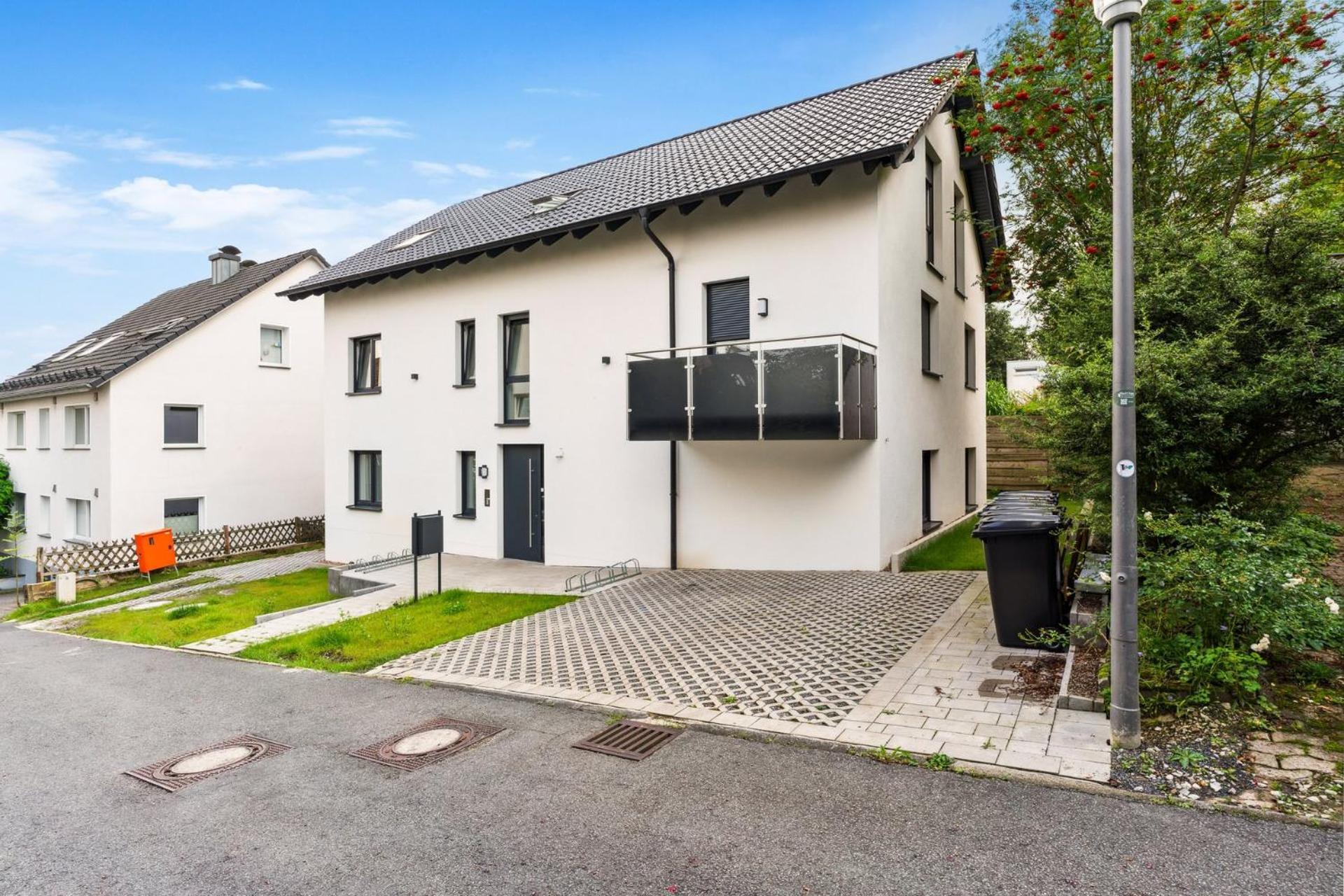 Zwei Apartments Fuer Bis Zu 8 Personen Zentral, Modern, Mit Terrasse & Balkon Bielefeld Exteriér fotografie